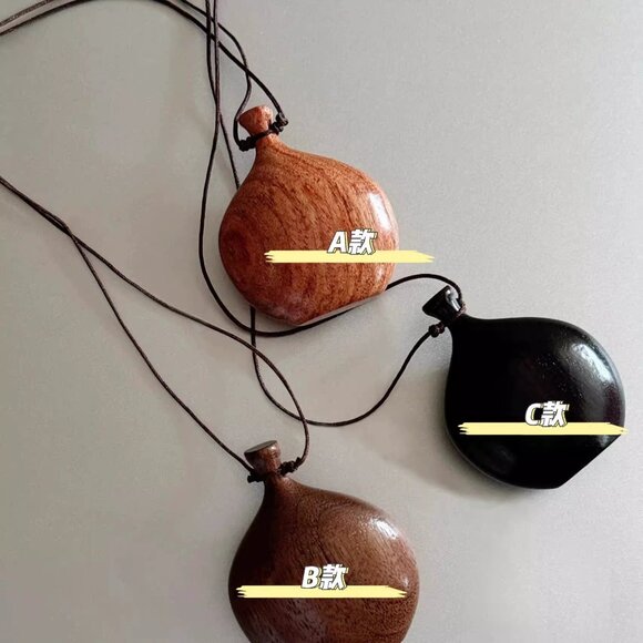 New Chinese-Style Wooden Wine Pot Necklace โ Vintage Artistic Long Sweater Chain - Picture 5 of 5
